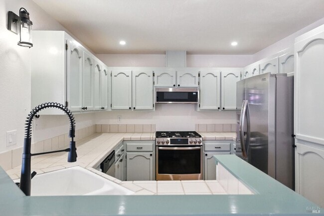 Building Photo - 1424 Dandelion Way