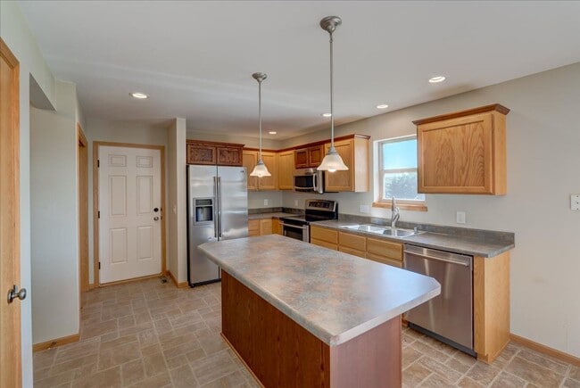 Building Photo - 4735 Valor Way