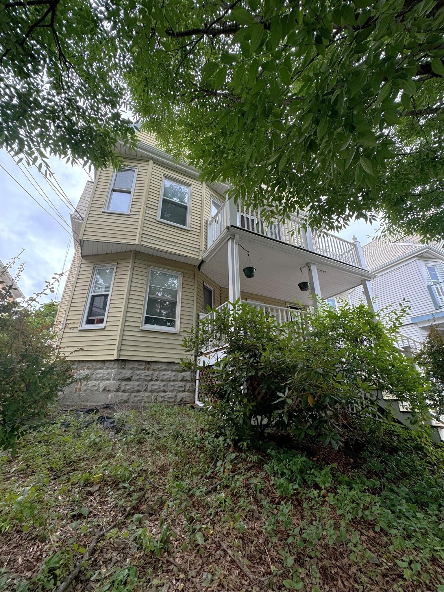 Building Photo - 42 Electric Ave