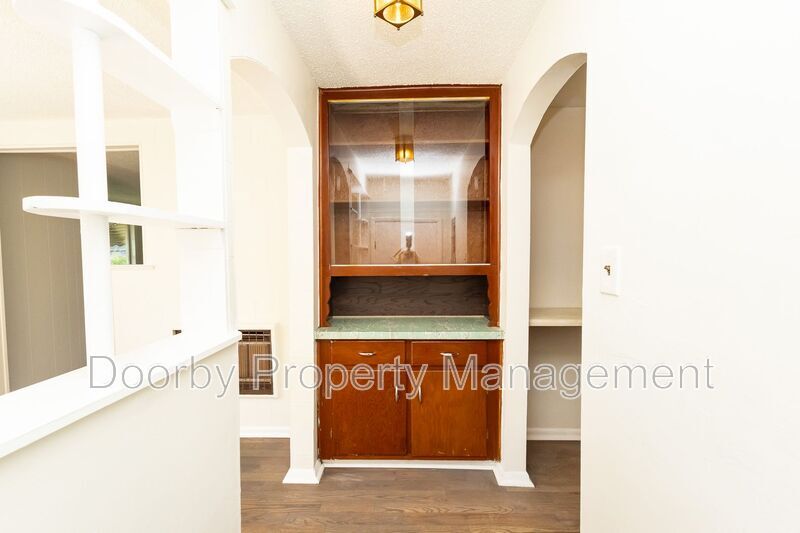 Building Photo - 5270 Rotary Dr