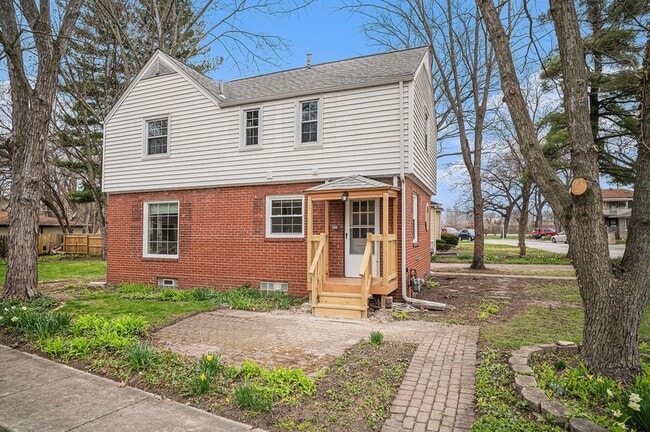 Building Photo - 138 N Howard Ct