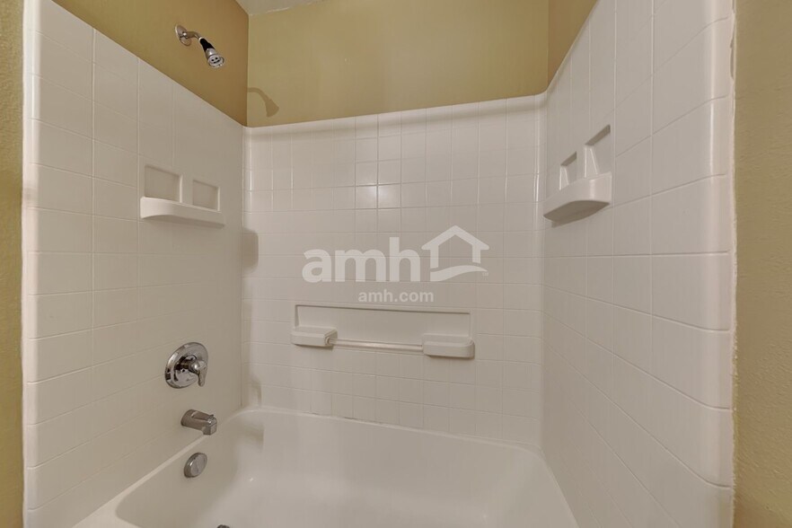 Building Photo - 9001 Quarry Ridge Trail