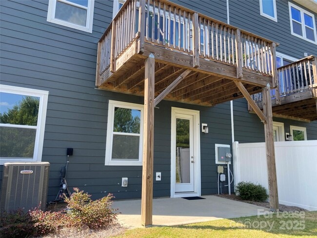 Building Photo - 1744 Unison Dr