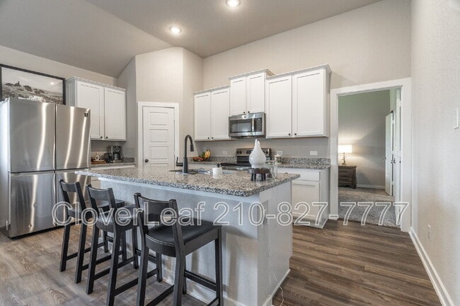 Building Photo - 709 Stonemanor Bay