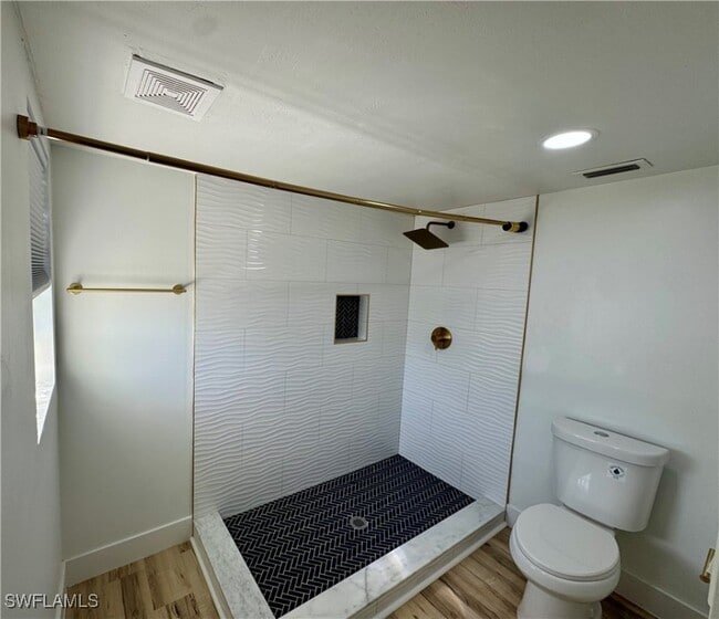 Building Photo - 4936 Nassau Ct