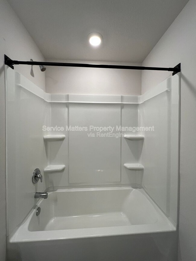 Building Photo - 8659 Tarsus Dr