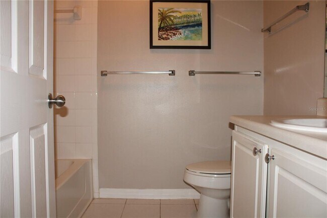 Building Photo - 5711 Bentgrass Dr