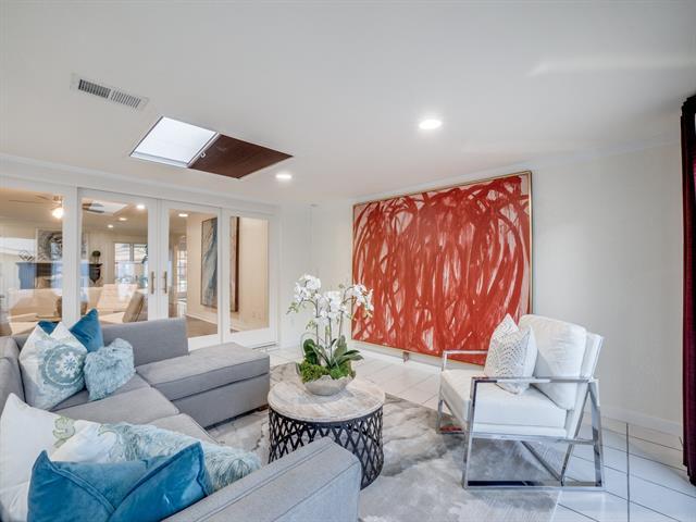 Building Photo - 6106 Meadow Crest Dr