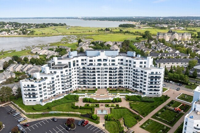 Building Photo - 1001 Marina Dr