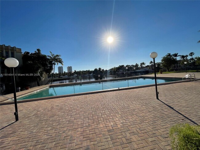Building Photo - 701 Three Islands Boulevard