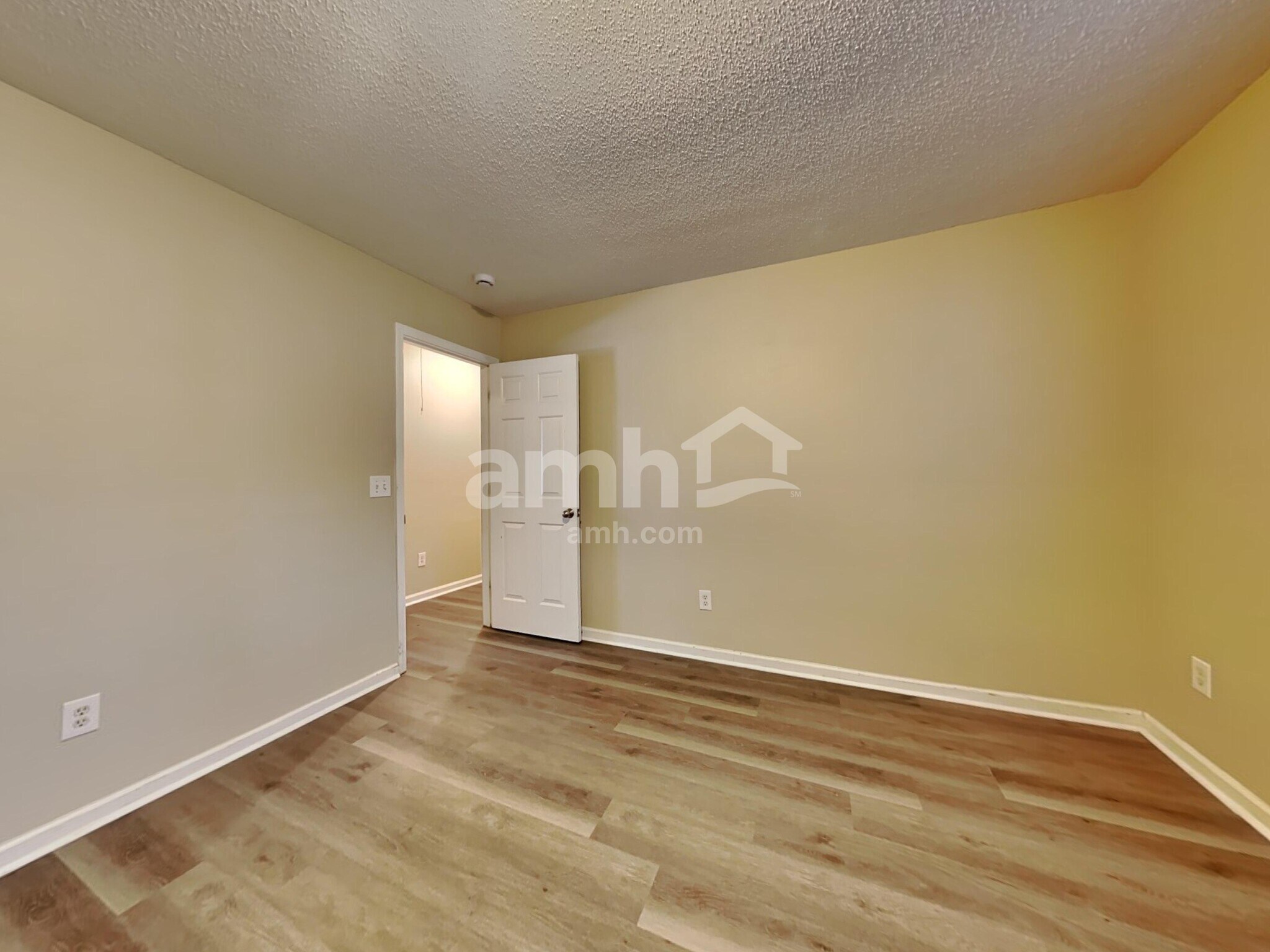Building Photo - 224 Bainsbury Ln