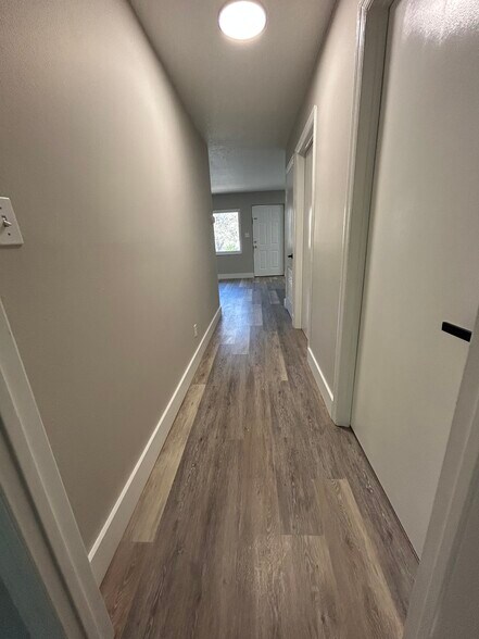 Building Photo - 1601 Big Tree Rd