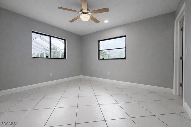 Building Photo - 245 SW 47th St