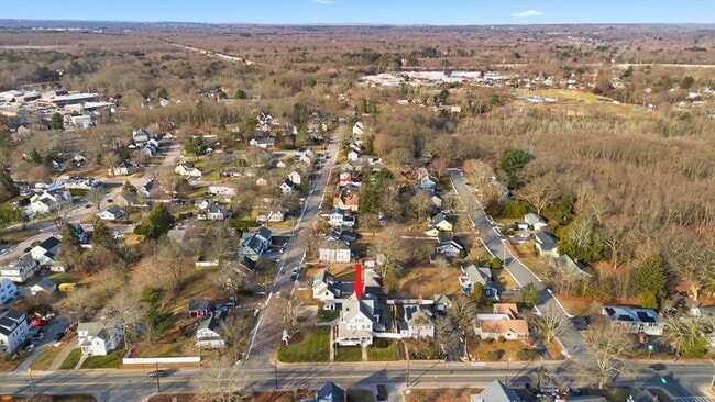 Building Photo - 430 N Main St