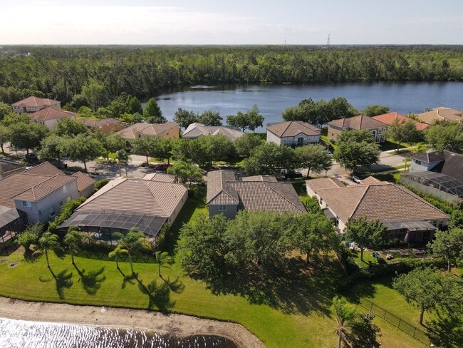 Building Photo - Gated, Lake Nona Luxury