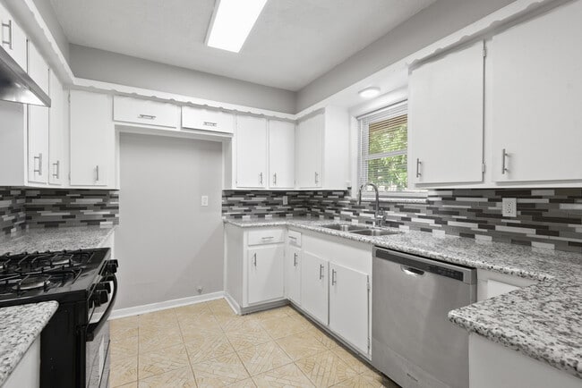 Building Photo - 1510 Narcille St