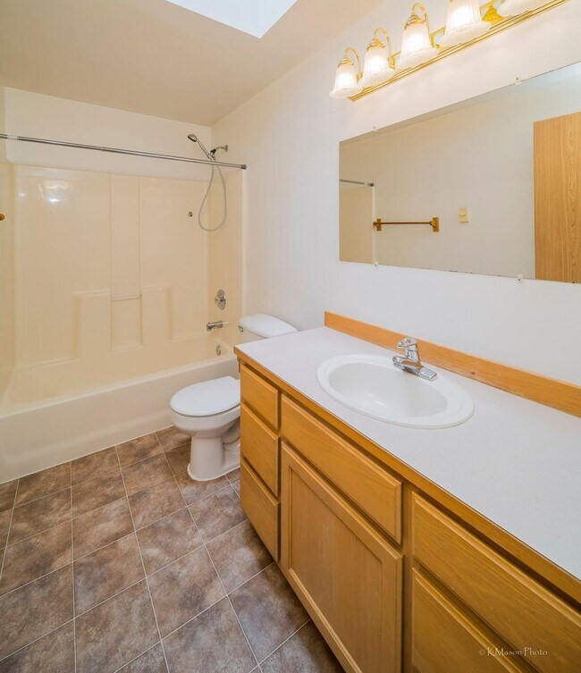 Building Photo - 8125 325th Pl NW