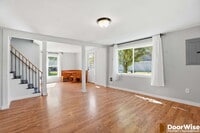 Building Photo - Charming 4-Bed Newberg Home!