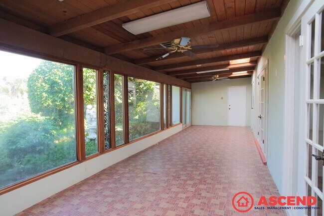 Building Photo - 7932 Stine Rd