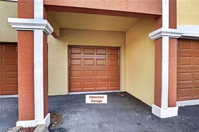 Building Photo - 13110 Bella Casa Cir