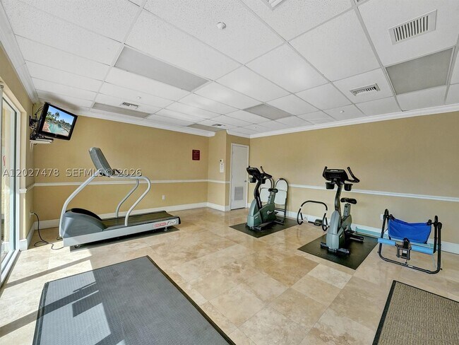 Building Photo - 201 Golden Isles Dr