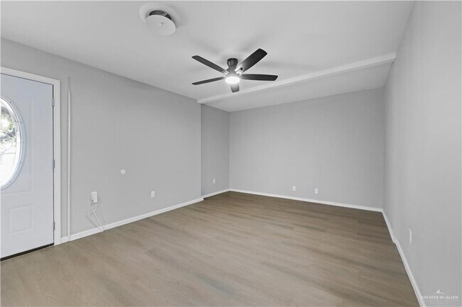 Building Photo - 401 N 41st St