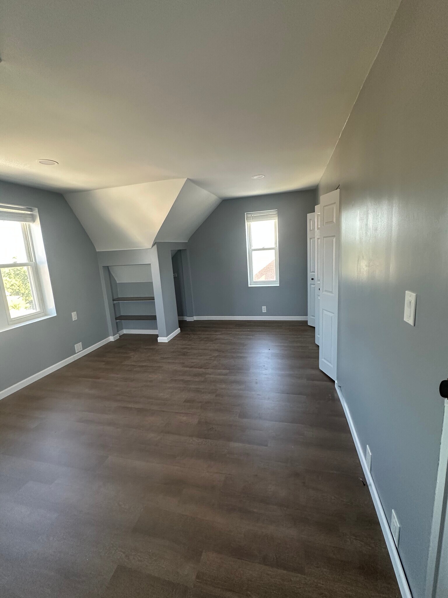 Building Photo - 326 Walnut St