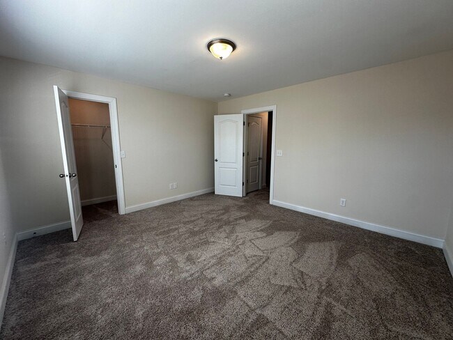 Building Photo - Exclusively Offered By Muse Realty Rentals, LLC