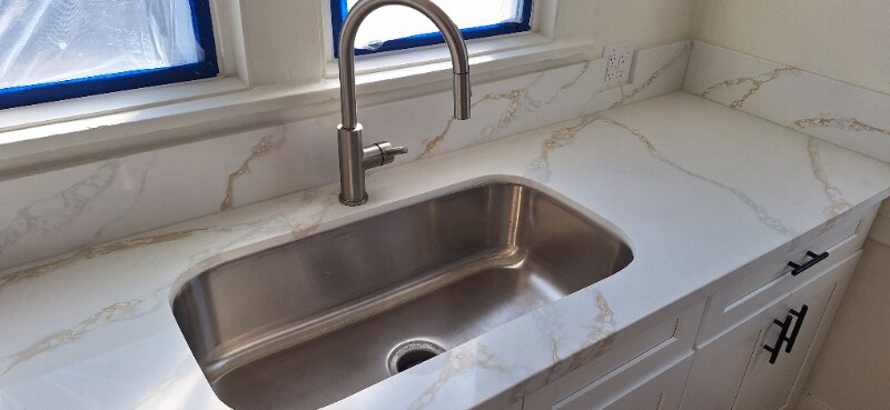 Building Photo - 507 W 59th Pl