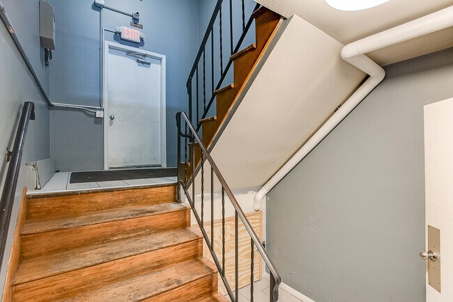 Building Photo - 3001 N 3rd