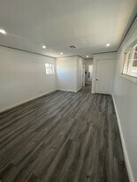 Building Photo - 11685 Magnolia Blvd
