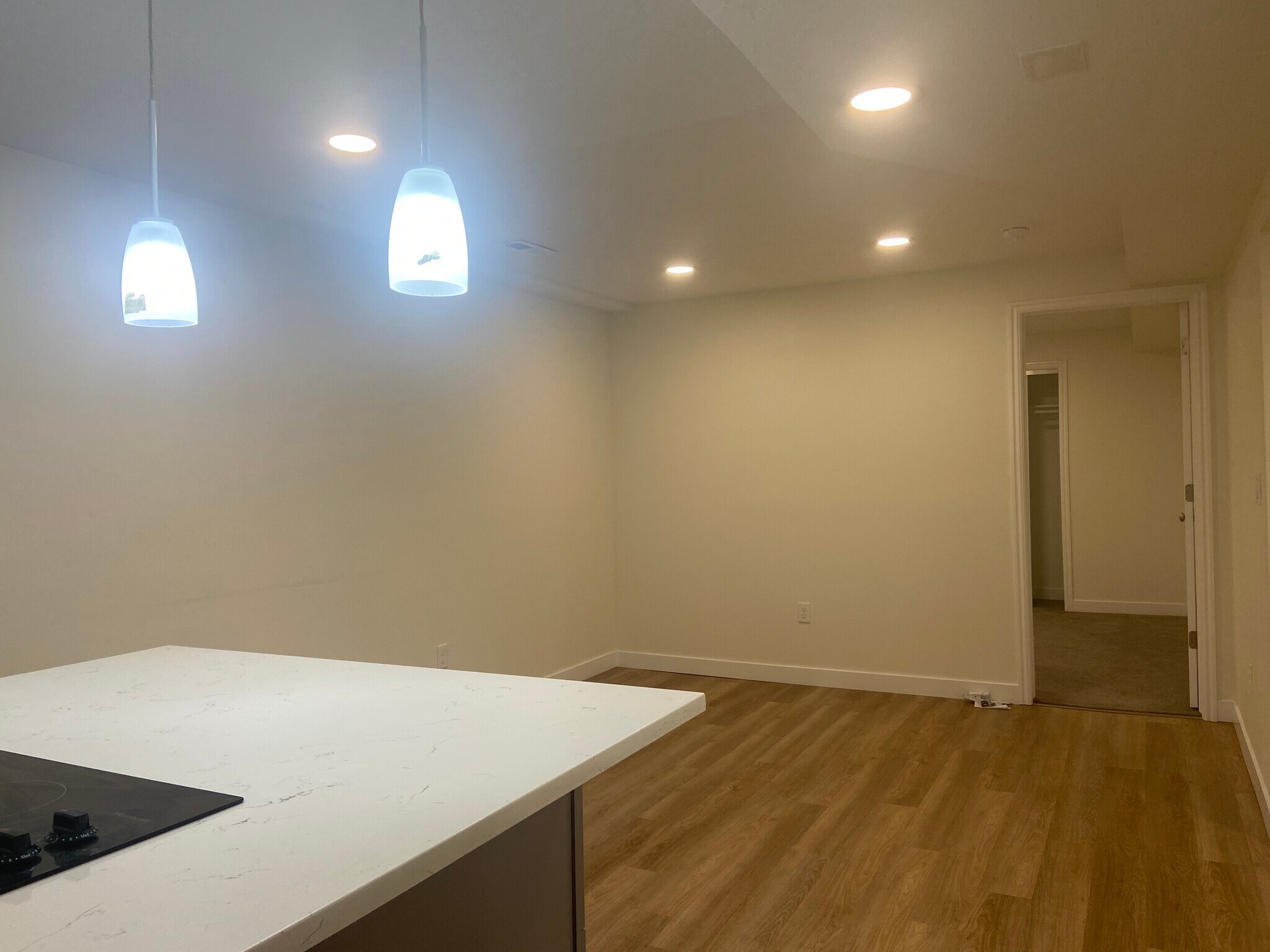 Building Photo - 8746 S 1440 W