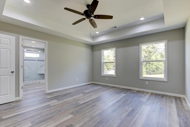 Building Photo - 205 Elysian Hills Dr