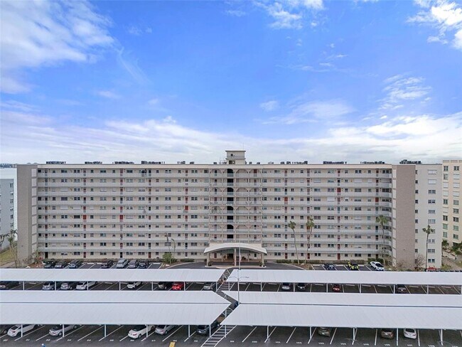 Building Photo - 5980 Shore Blvd S