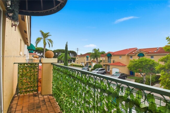 Building Photo - 7141 SW 158th Ct