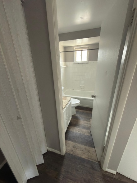 Building Photo - 14835 Euclid Ave