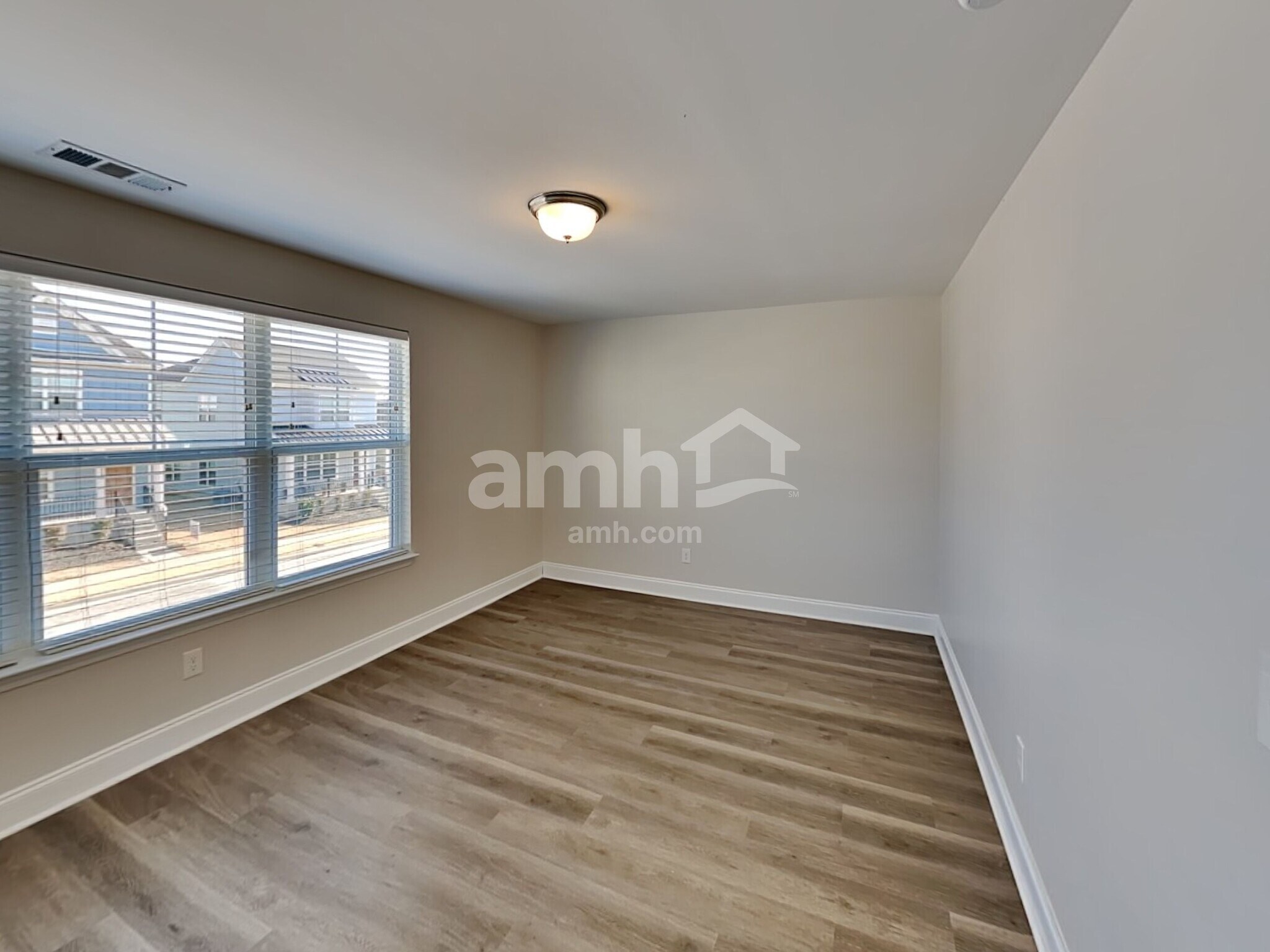 Building Photo - 5226 Tupelo St