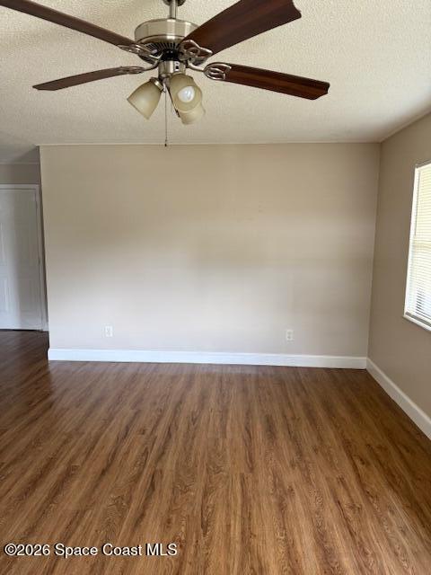 Building Photo - 230 Robbins Ave N