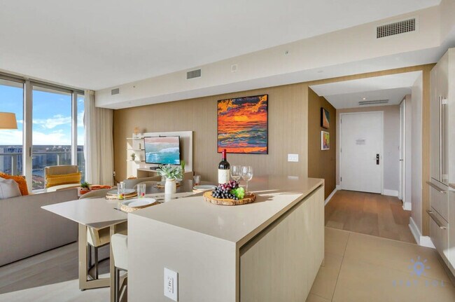 Building Photo - 4111 S Ocean Dr