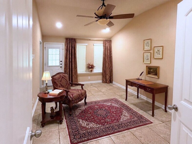 Building Photo - 5627 Cypress Dawn
