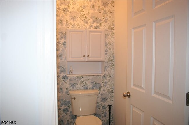 Building Photo - 20056 Sweetbay Dr