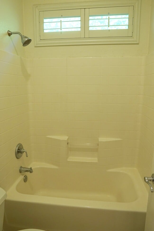 Building Photo - 79882 Viento Dr