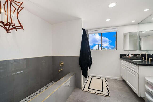 Building Photo - 37710-37710 Los Cocos Dr E
