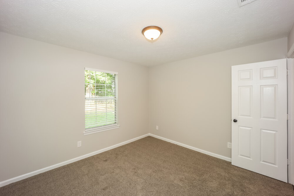 Building Photo - 320 Emerald Green Ct