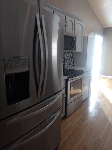 Building Photo - 2308 Kermesite Ct