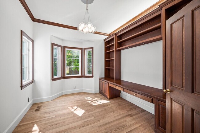 Building Photo - For Rent: Well-Appointed Atherton Home For...