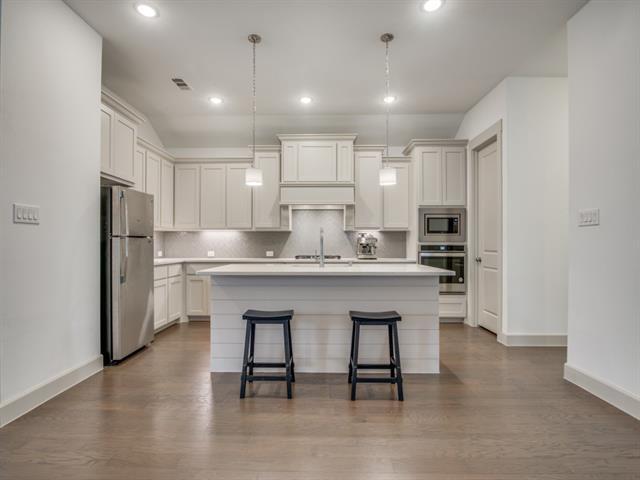 Building Photo - 12851 Shepherds Hill Ln