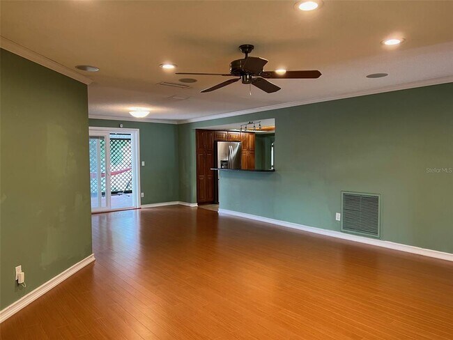 Building Photo - 3270 Causeway Dr