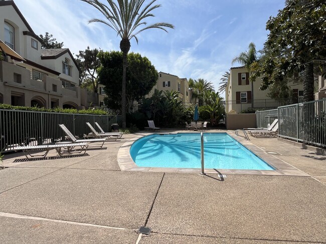 Building Photo - 12604 Carmel Country Rd