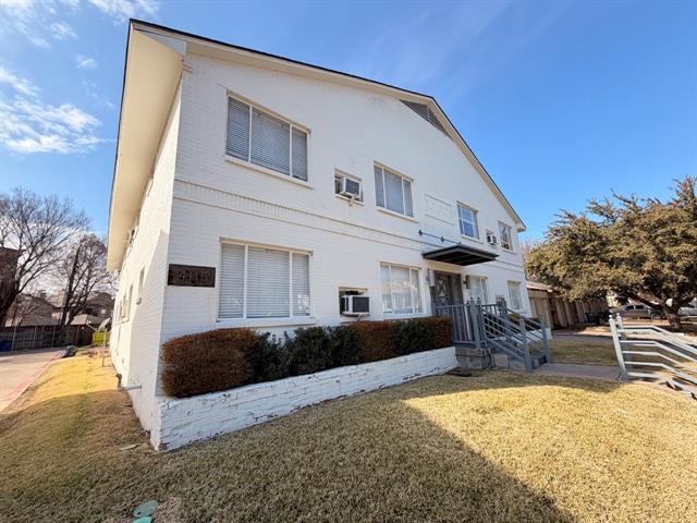 Building Photo - 4115 Douglas Ave